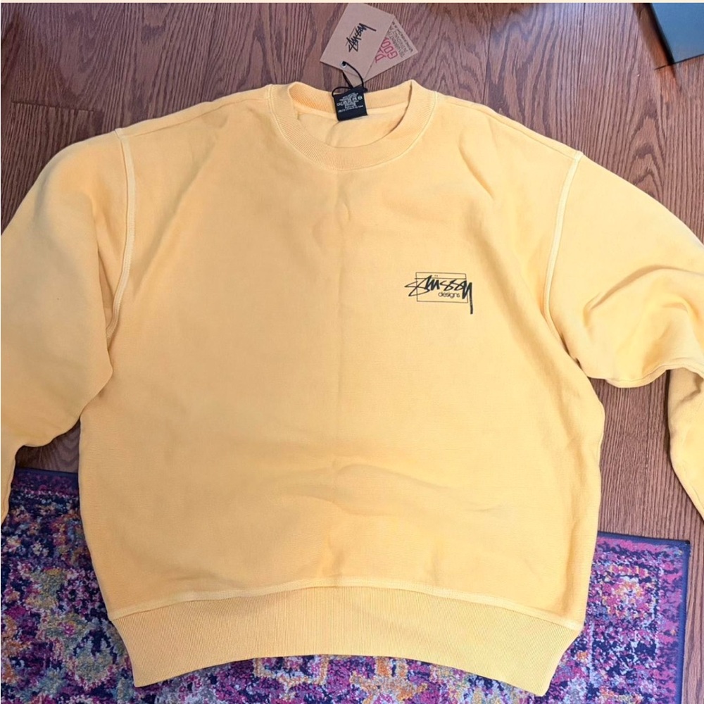 Stussy Men's Crewneck in Vibrant Yellow